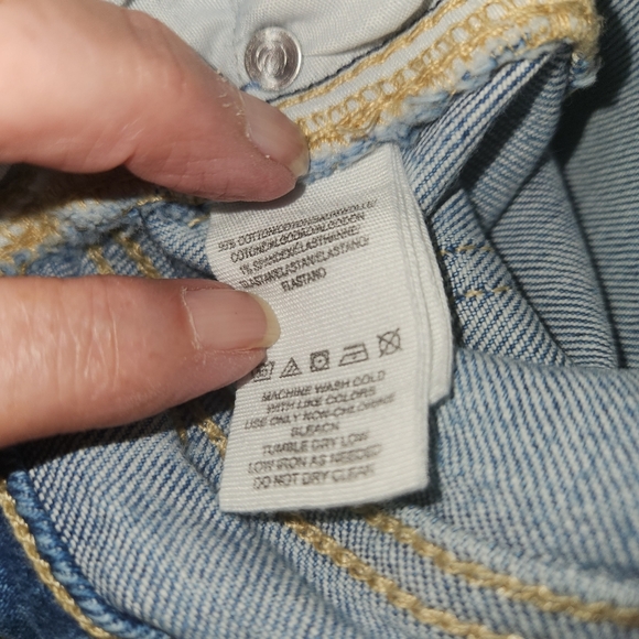 Free People Cropped Raw/Fray Hem Jeans Size 27 High Rise Distressed With Stretch - Picture 11 of 14